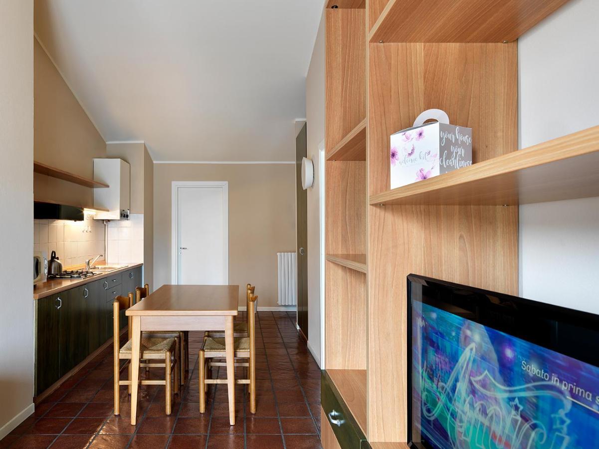 Residence Il Melograno Manerba del Garda Ngoại thất bức ảnh