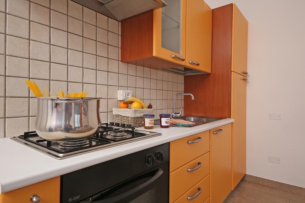 Residence Il Melograno Manerba del Garda Ngoại thất bức ảnh