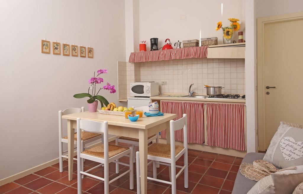Residence Il Melograno Manerba del Garda Ngoại thất bức ảnh